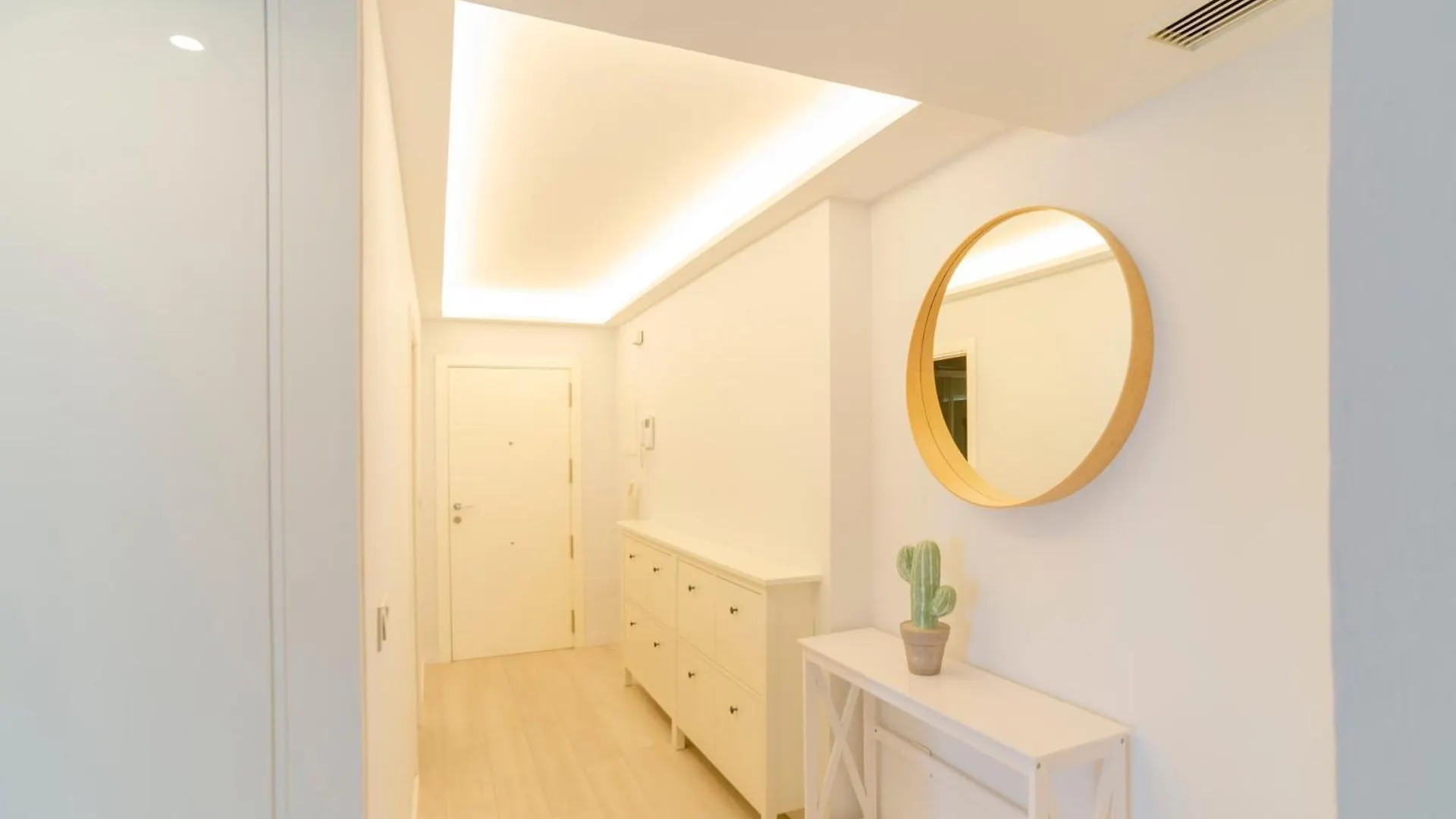 A&C Vistas Al Mar Luxury Apartment Torre Del Mar Spain