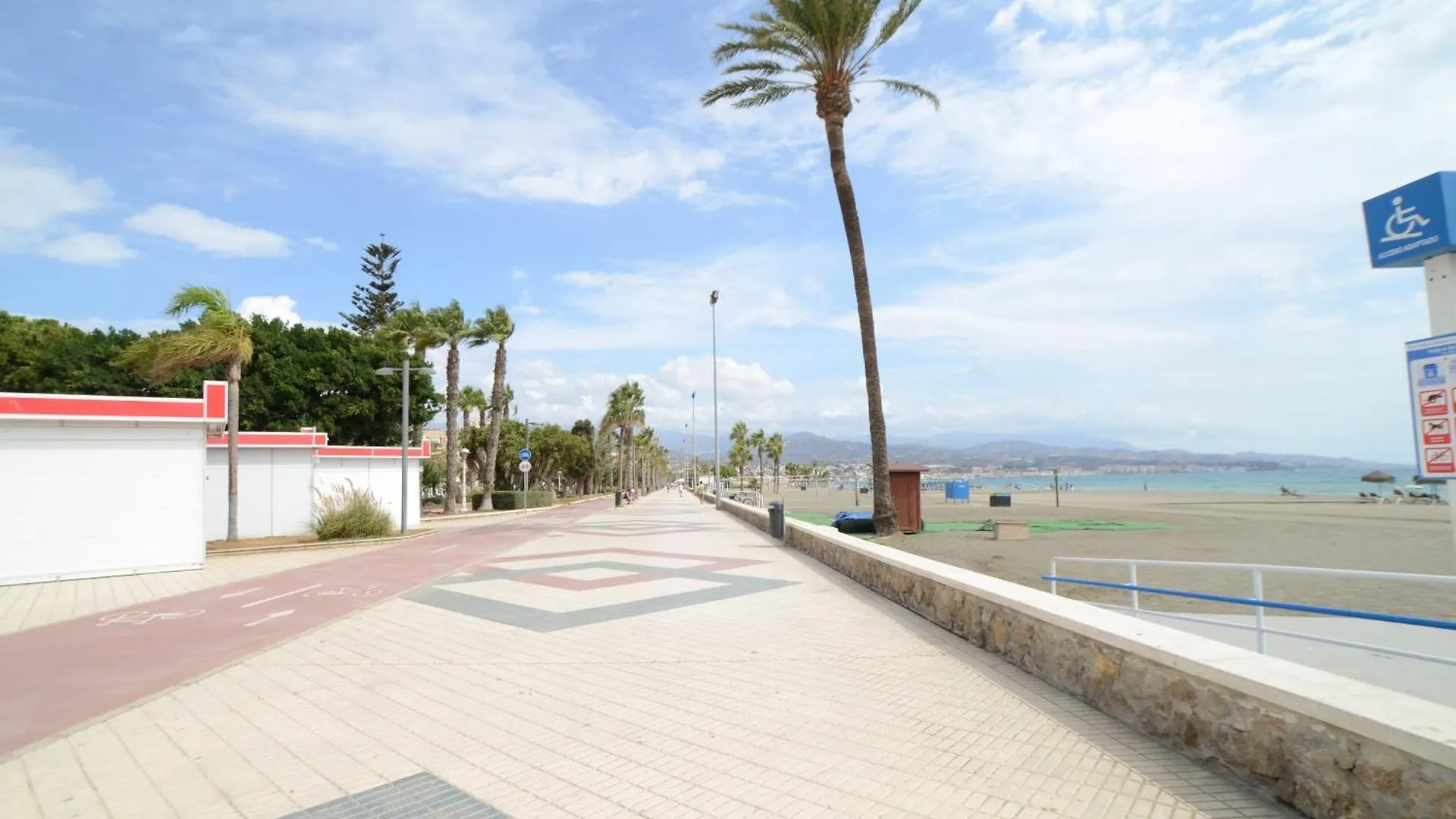 A&C Vistas Al Mar Luxury Apartment Torre Del Mar