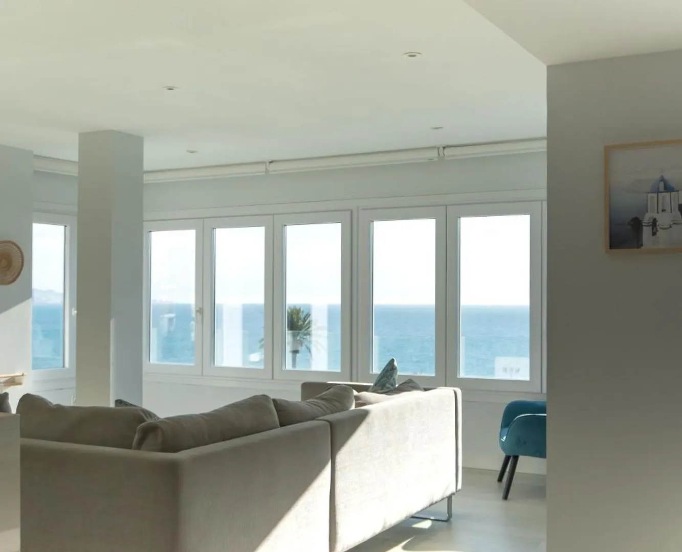 A&C Vistas Al Mar Luxury Apartment Torre Del Mar Spain